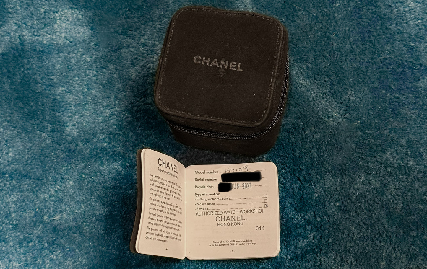 Chanel Matelasse in 18K Solid Yellow Gold Women Ladies H0109