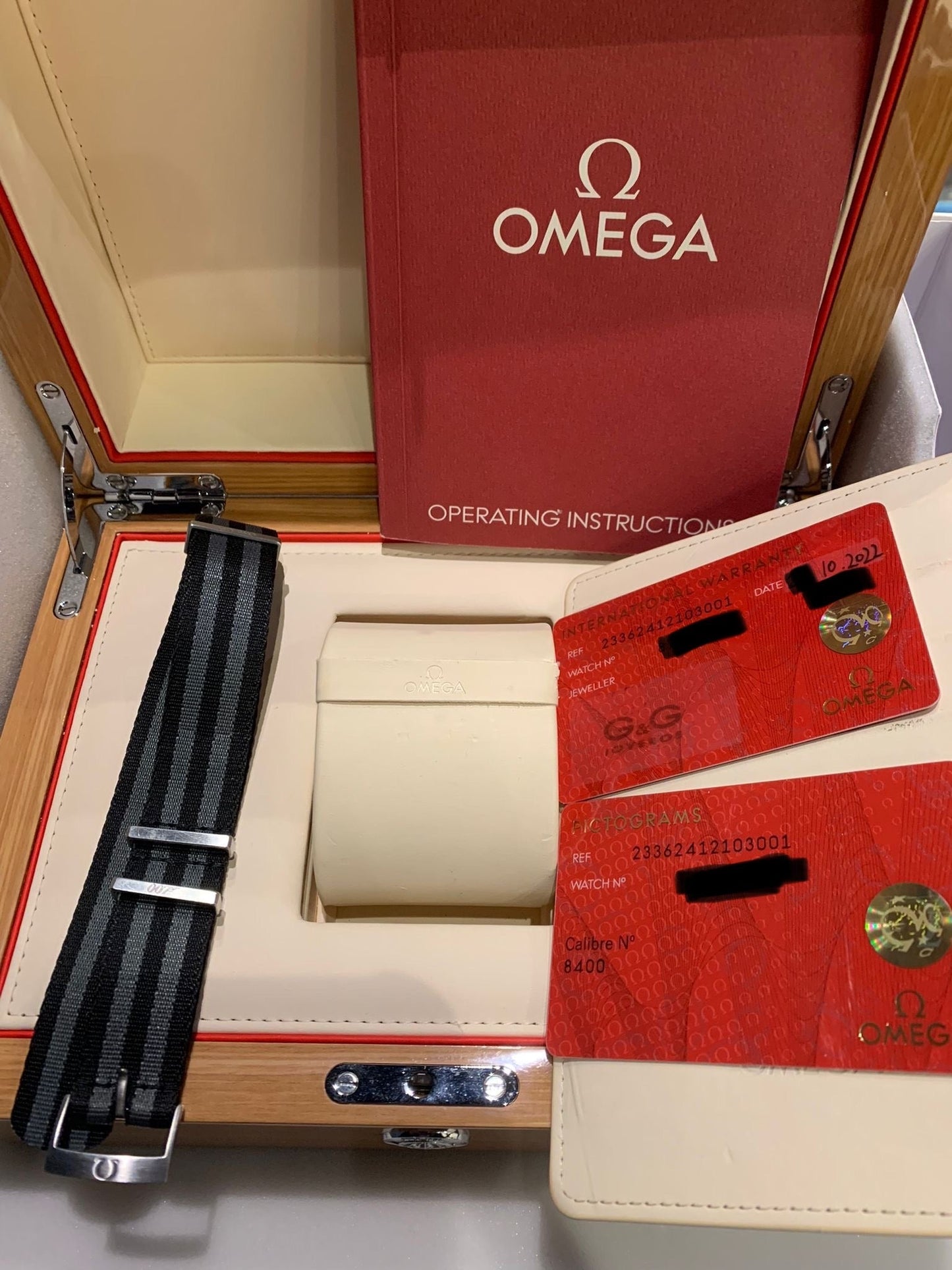 Omega Seamaster Co Axial Chronometer Rose Gold Bezel 300m 233.62.41.21.03.001