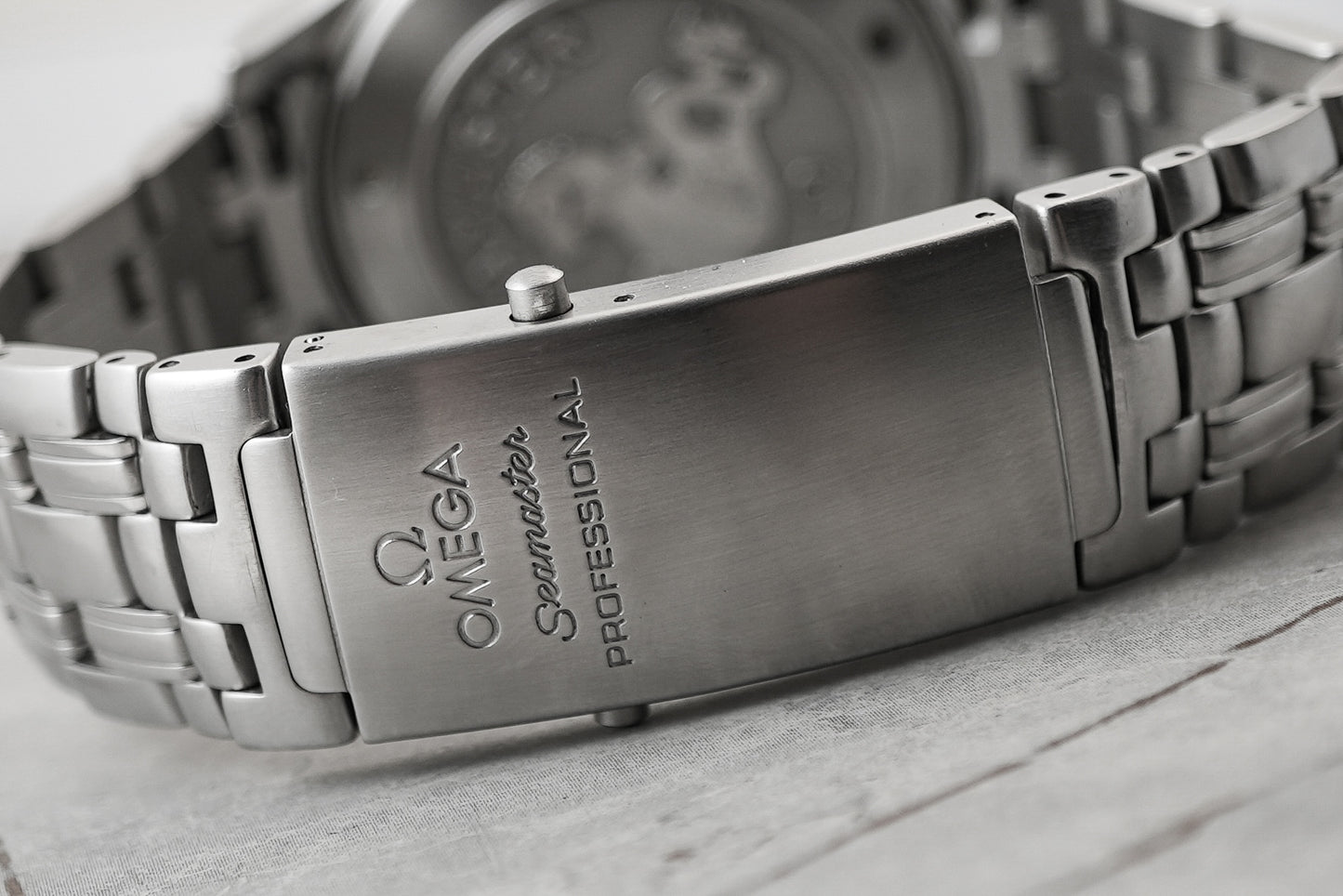 Omega Seamaster Diver 300m Professional Quartz 41mm 2221.80