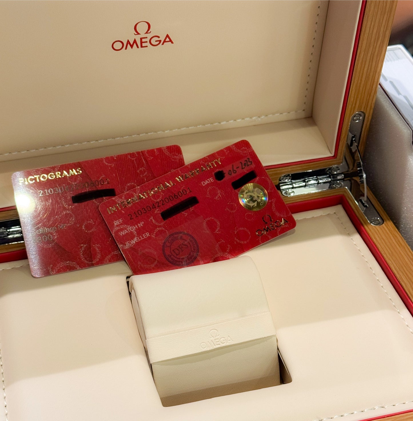 Omega Seamaster Diver 300 Co Axial Master Chronometer 300m 42mm 210.30.42.20.06.001