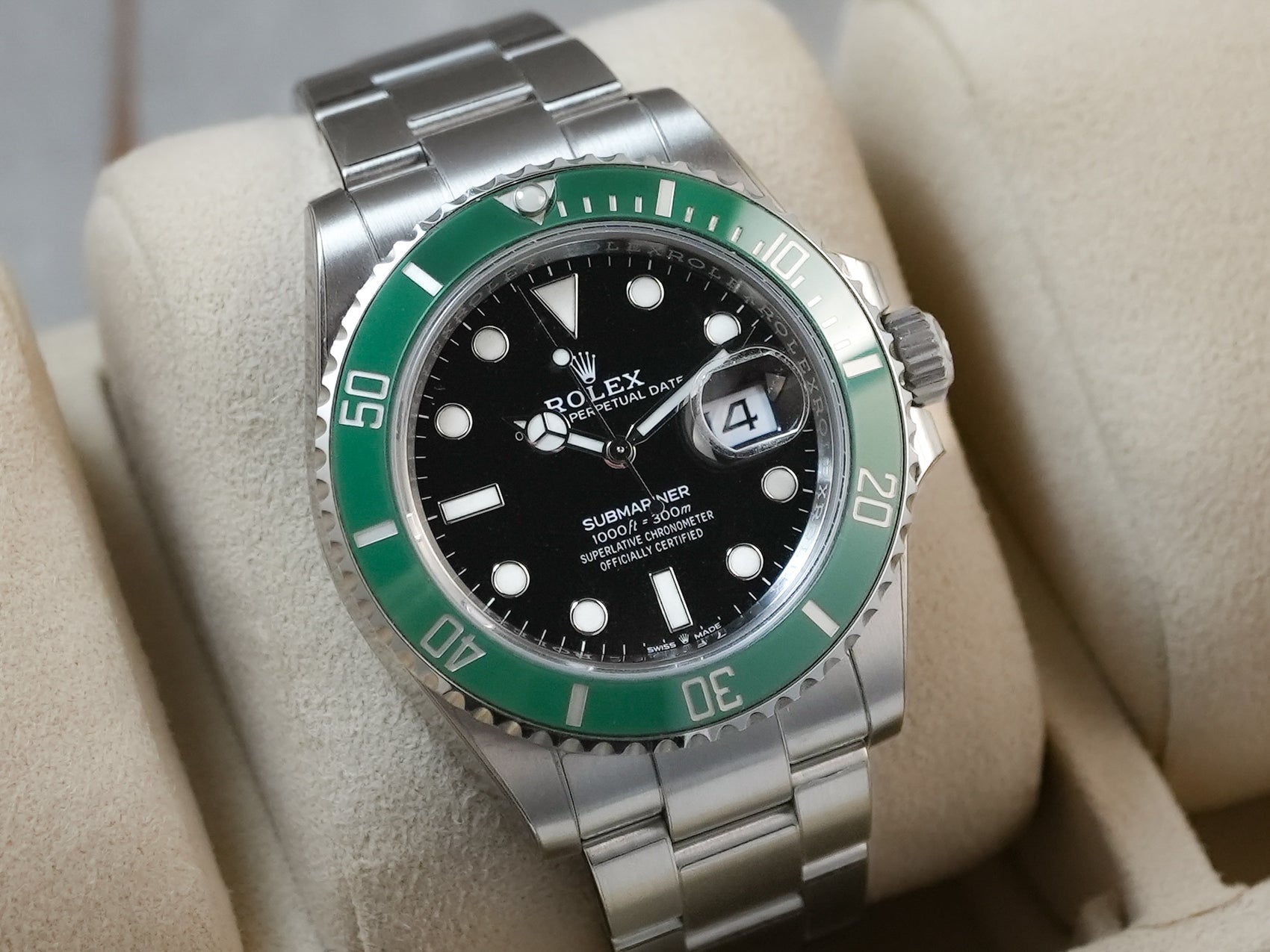 Rolex Submariner Date Starbucks 41mm 126610LV 126610