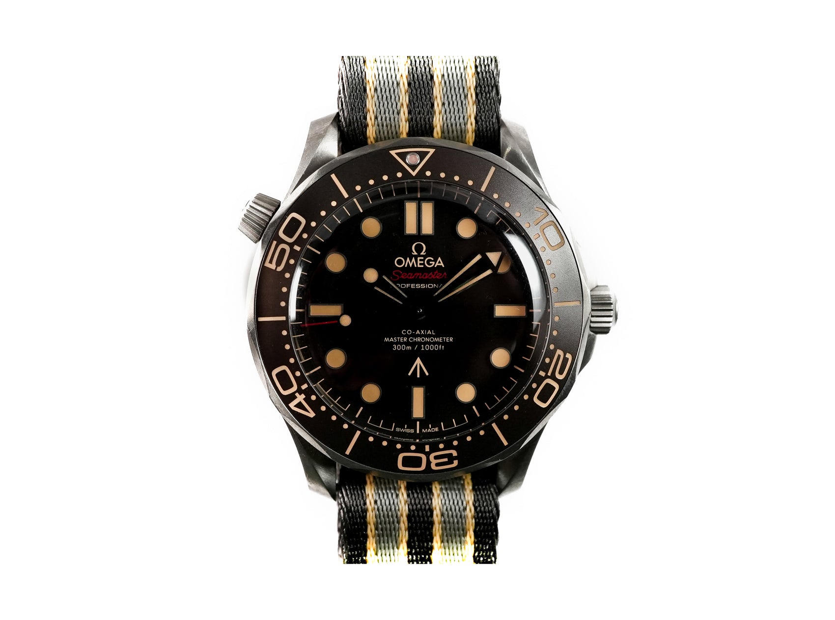 Omega Seamaster Diver James Bond 007 Master Chronometer Titanium 210.92.42.20.01.001