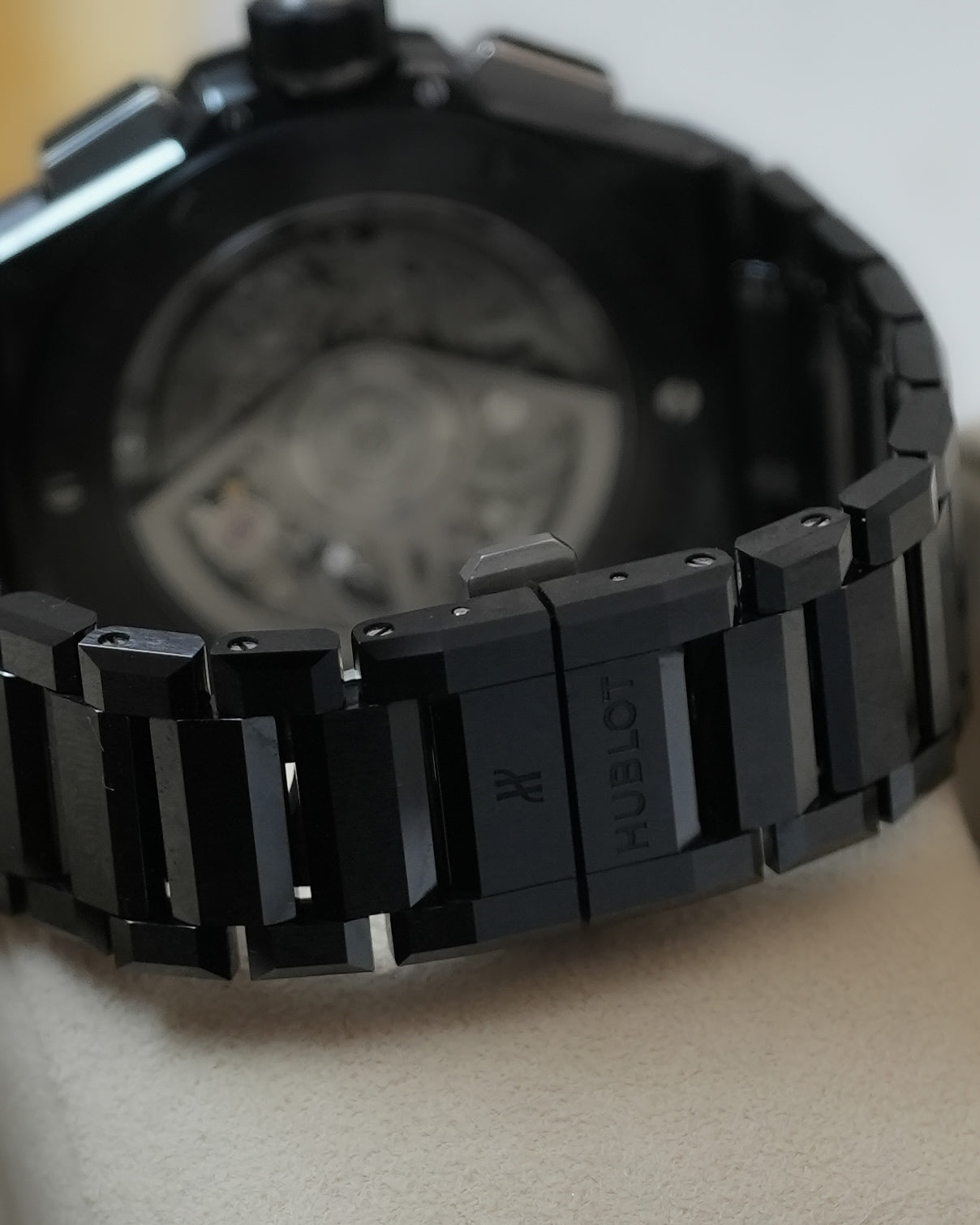 Hublot Big Bang Black Magic Integrated Bracelet Skeletom Ceramic 42mm 451.CX.1170.CX