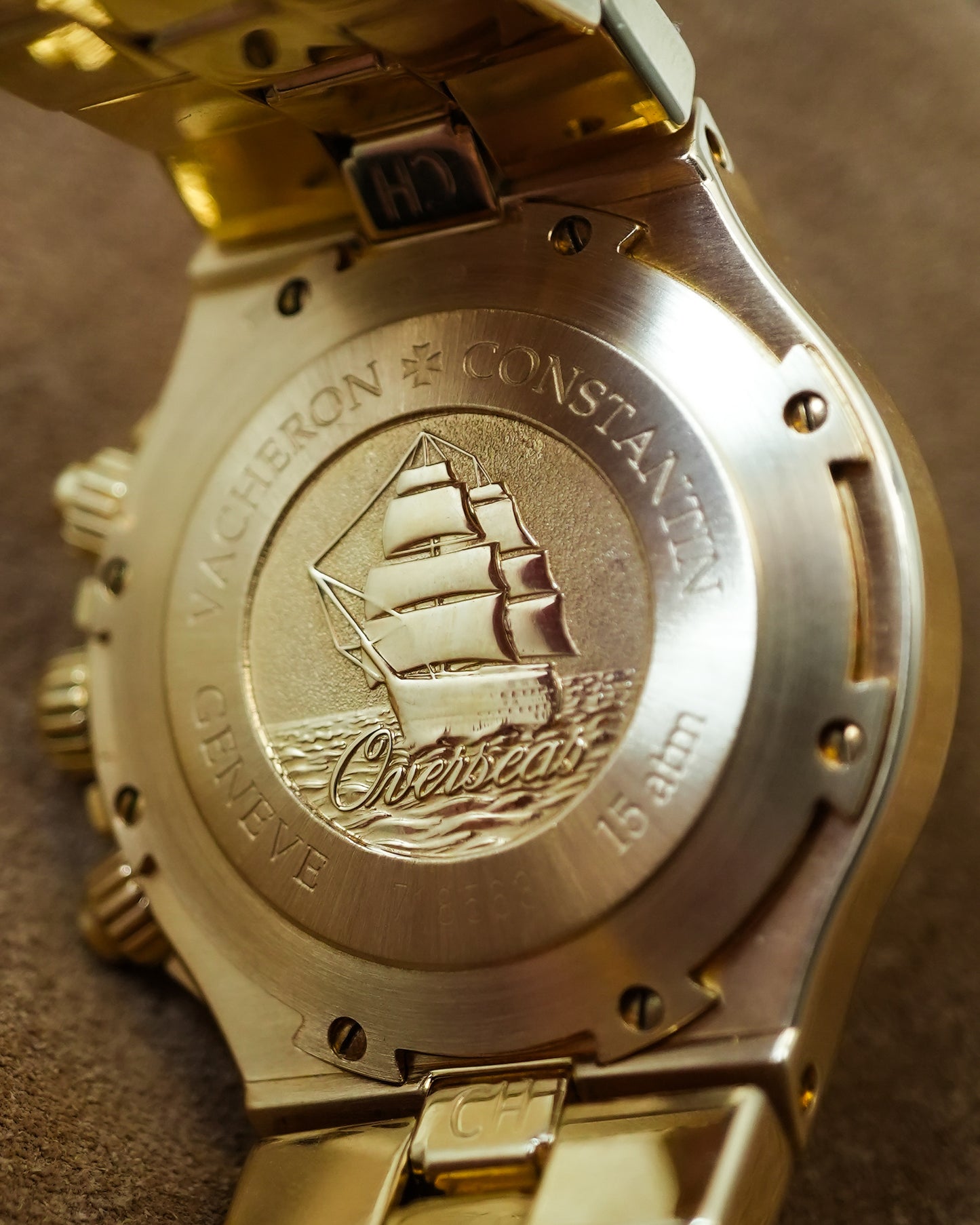 Vacheron Constantin Overseas Chronograph in Solid 18K Yellow Gold 49140 49140/423j-8791