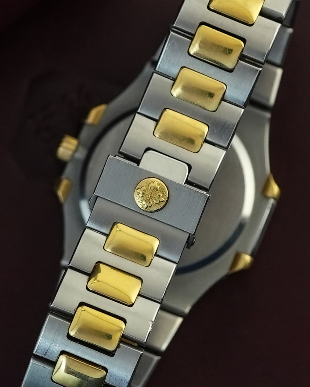 Patek Philippe Nautilus in 18K Solid Gold Blue Dial 3900 3900/1