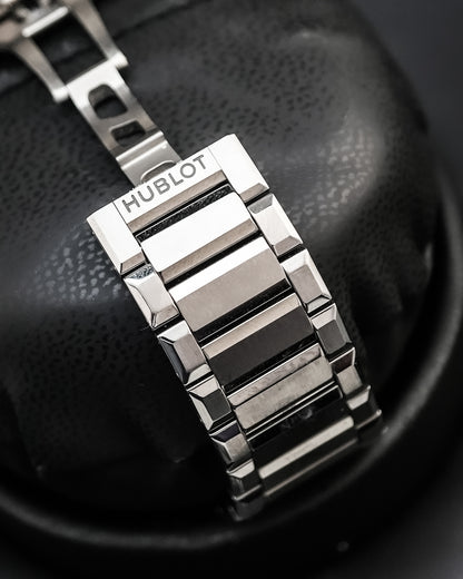 Hublot Big Bang Integrated Titanium 456.NX.0170.NX