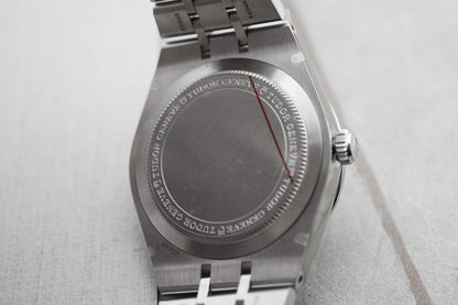 Tudor Royale Salmon 34mm Automatic 28400