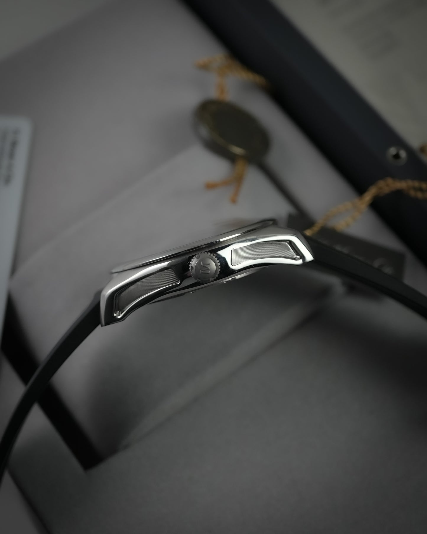 H. Moser and Cie Pioneer Centre Seconds Swiss Mad Red 42mm 3200-1207