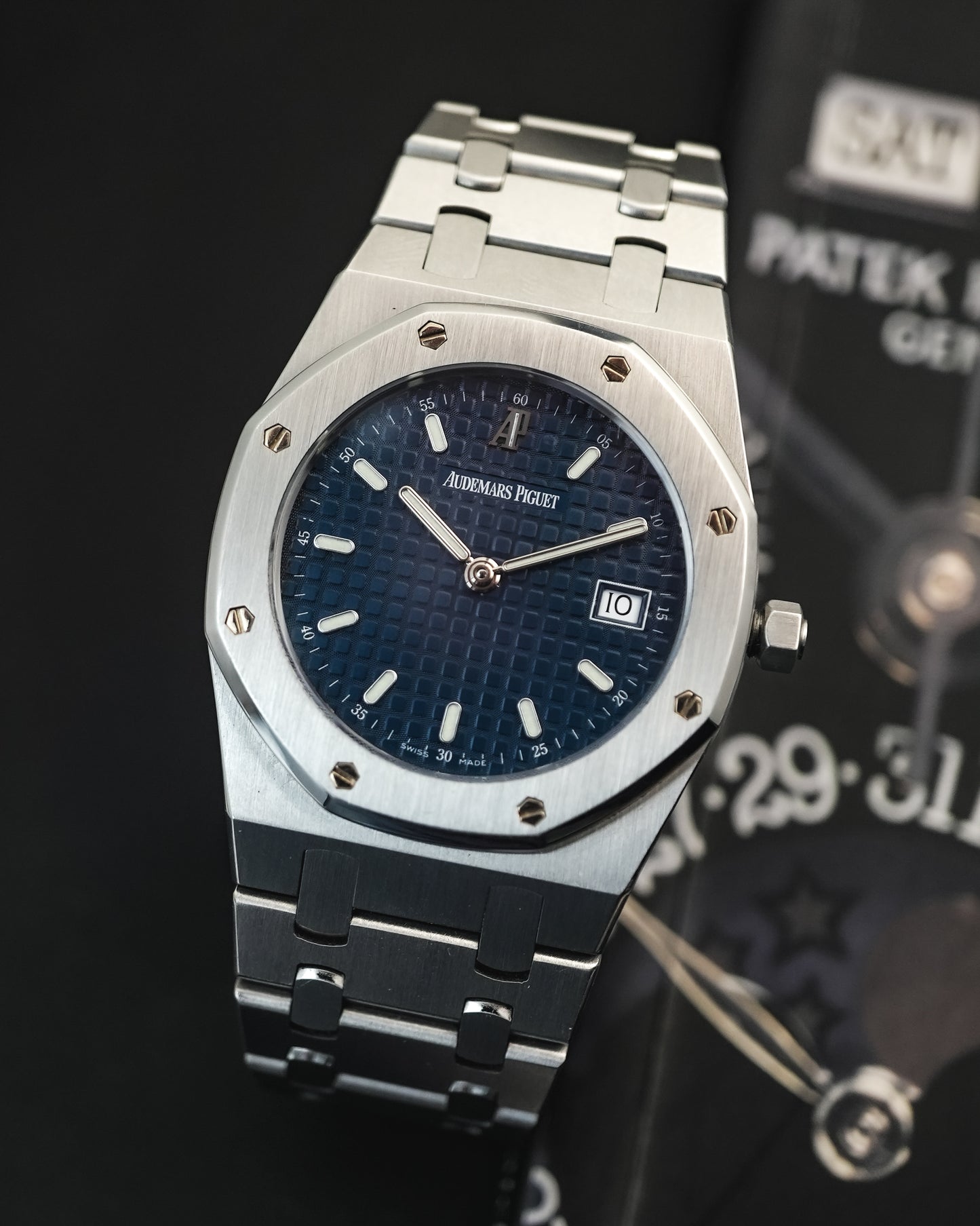 Audemars Piguet Royal Oak Tapisserie Blue Medium Quartz 56175ST