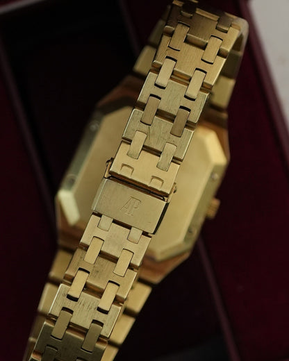 Audemars Piguet Royal Oak Jumbo Tapisserie Dial Rectangular in 18k Solid Yellow Gold 6009BA