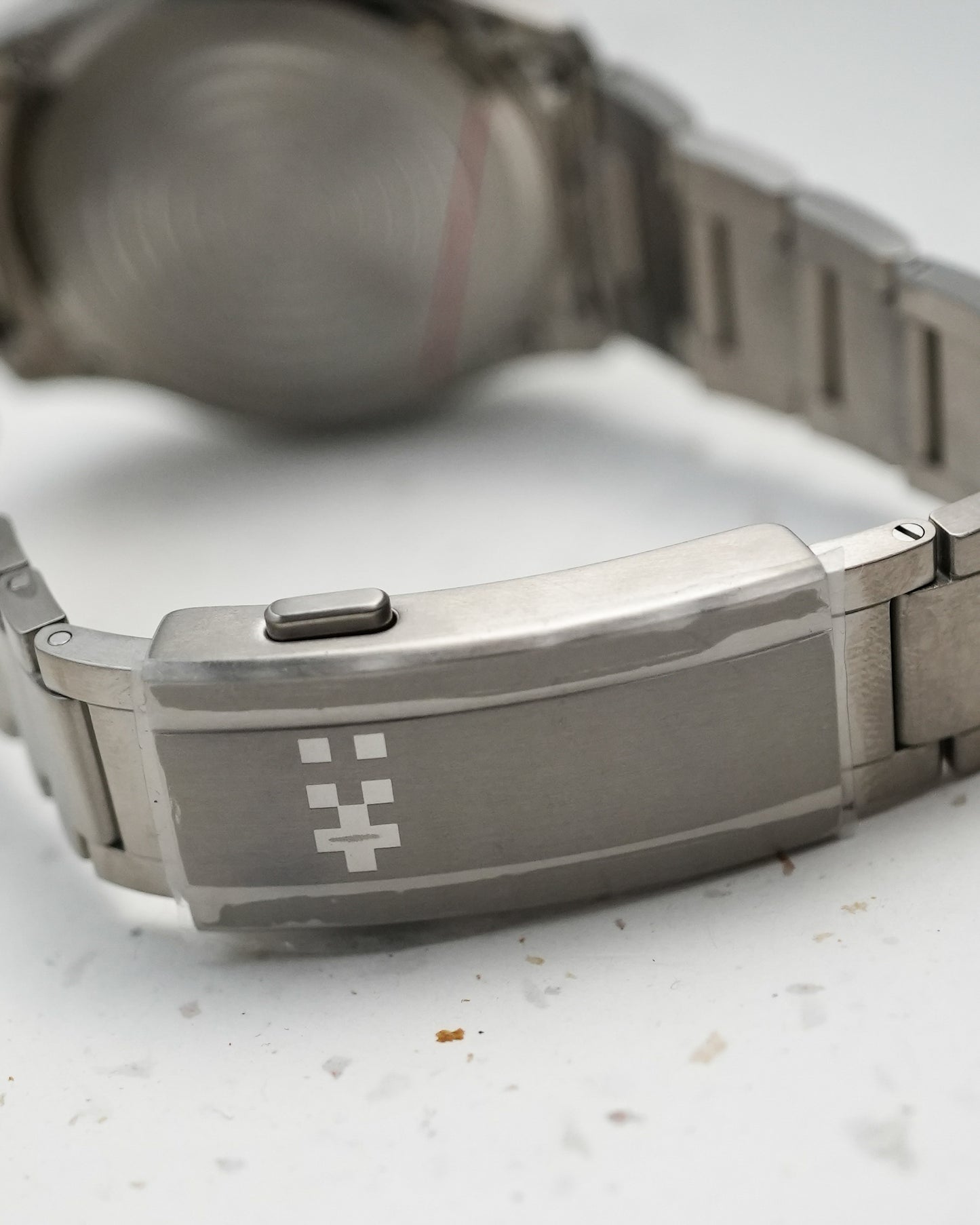 Christopher Ward Bel Canto C1 Dragonfly Showroom Special 300 Pieces Special Limited Edition 41mm Titanium C01-41APT2-T00B3-B0