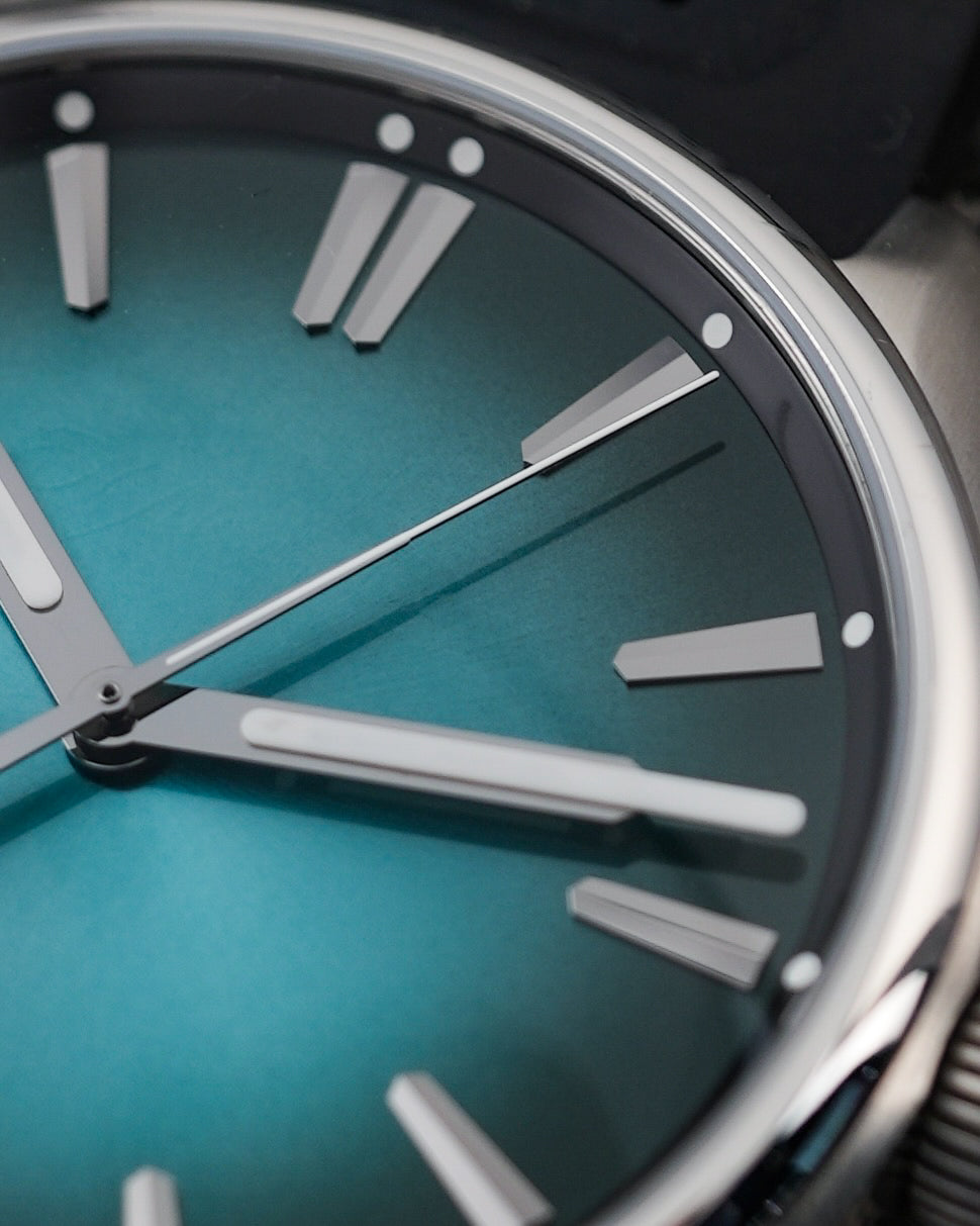 H.Moser & Cie Pioneer Centre Seconds Blue Lagoon Mega Cool 42.8mm 3200-1214
