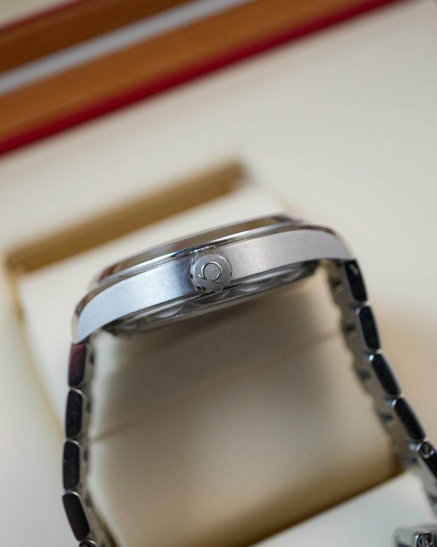 Omega Seamaster Aqua Terra Small Seconds Co Axial 150m 220.10.41.21.02.004