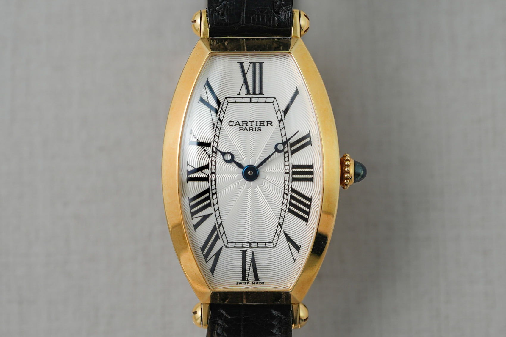 Cartier Tonneau Prive Paris CPCP In 18K Solid Yellow Gold 2667