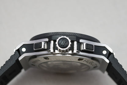 Hublot Big Bang Chronograph Black Magic Carbon 44mm 301.SB.131.RX