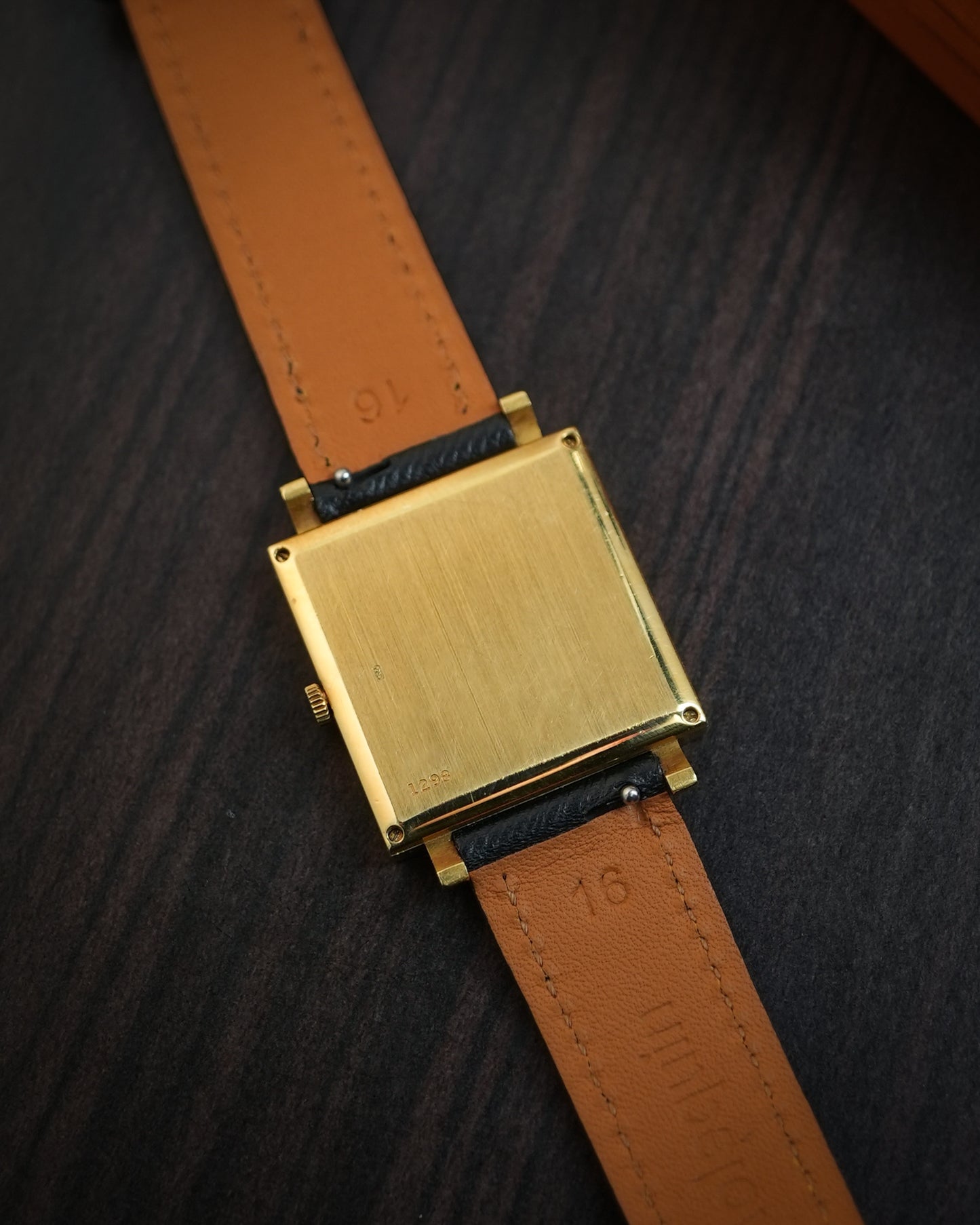 Piaget Tank Gouverneur Lapis Dial HobNail Squared in 18K Solid Yellow Gold 937