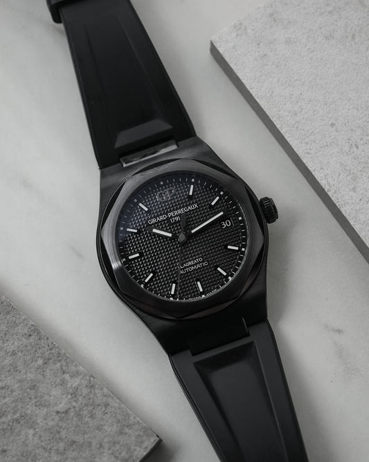 Girard Perregaux Laureato 38mm Ceramic Automatic 81005-32-631-FK6A 81005