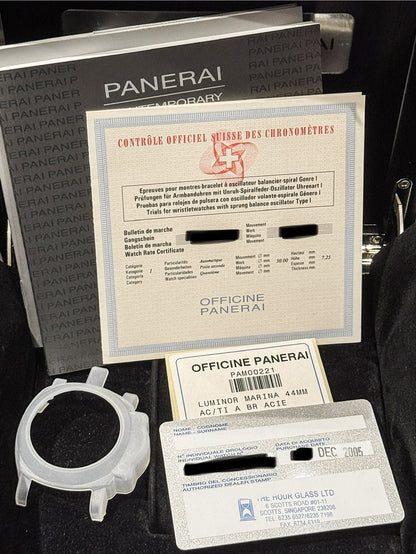 Panerai Luminor Marina Bracelet Titanium Automatic 44mm PAM221 PAM00221 221 00221