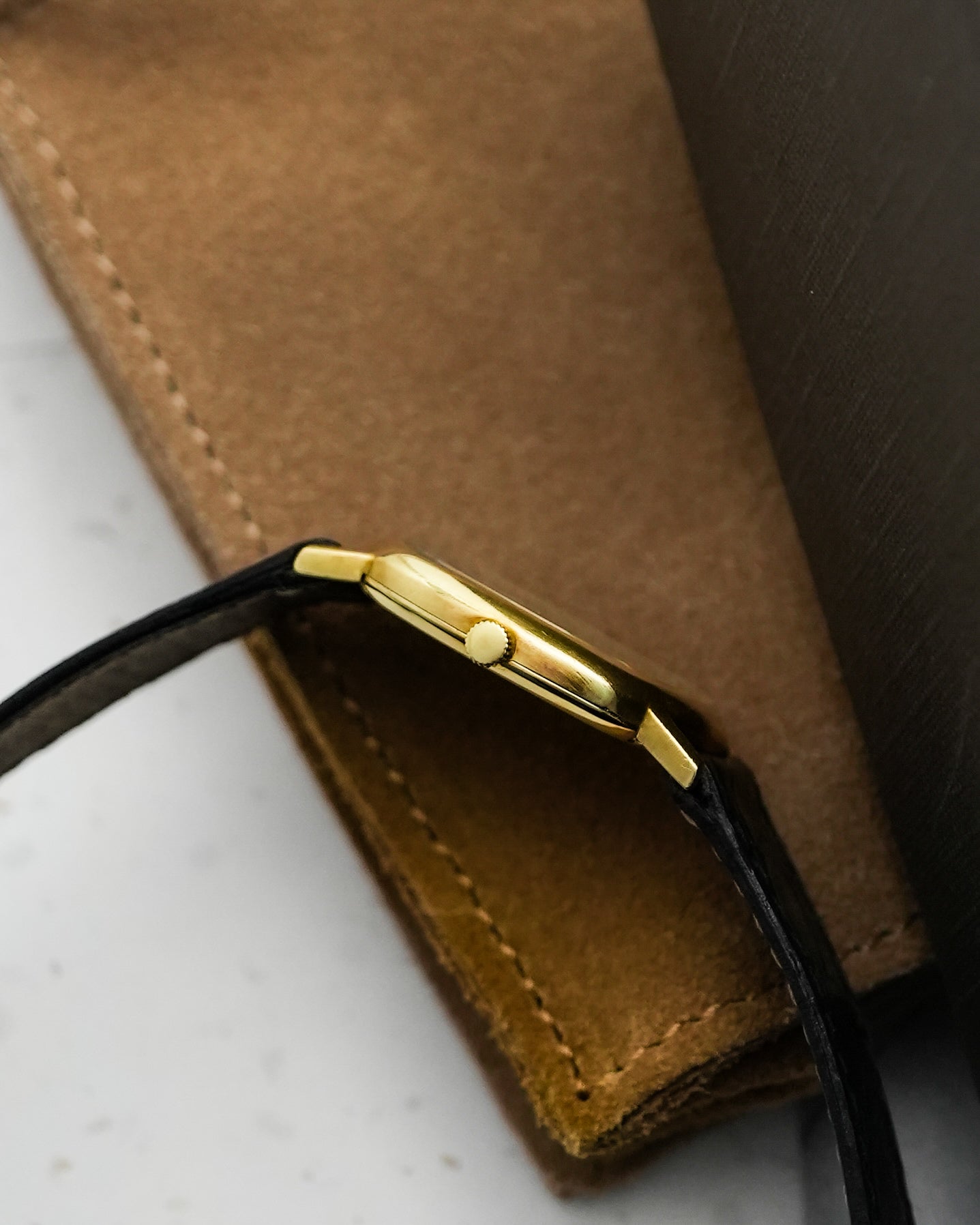 Piaget Jade Asymmetric in 18K Solid Yellow Gold Manual Winding 9467