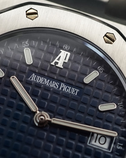 Audemars Piguet Royal Oak Tapisserie Blue Medium Quartz 56175ST