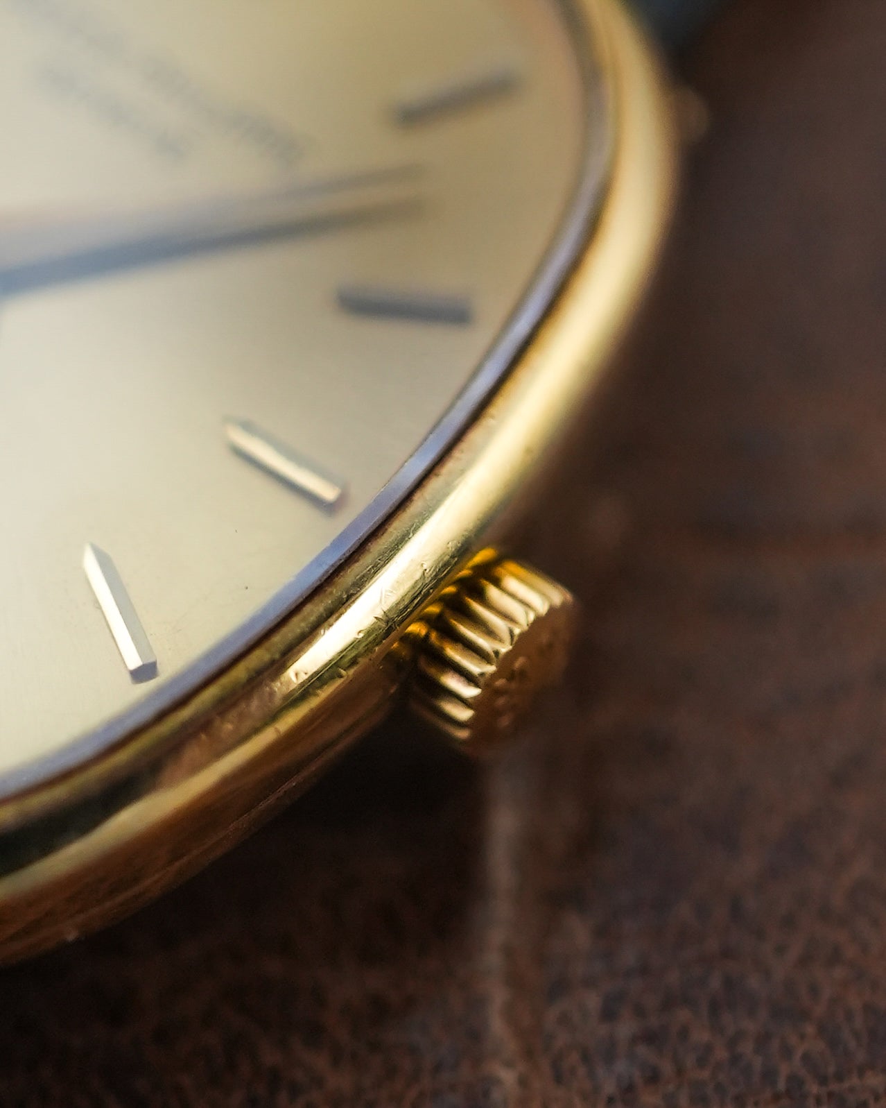 Patek Philippe Golden Ellipse Damen in 18K Solid Yellow Gold Manual Winding 4226