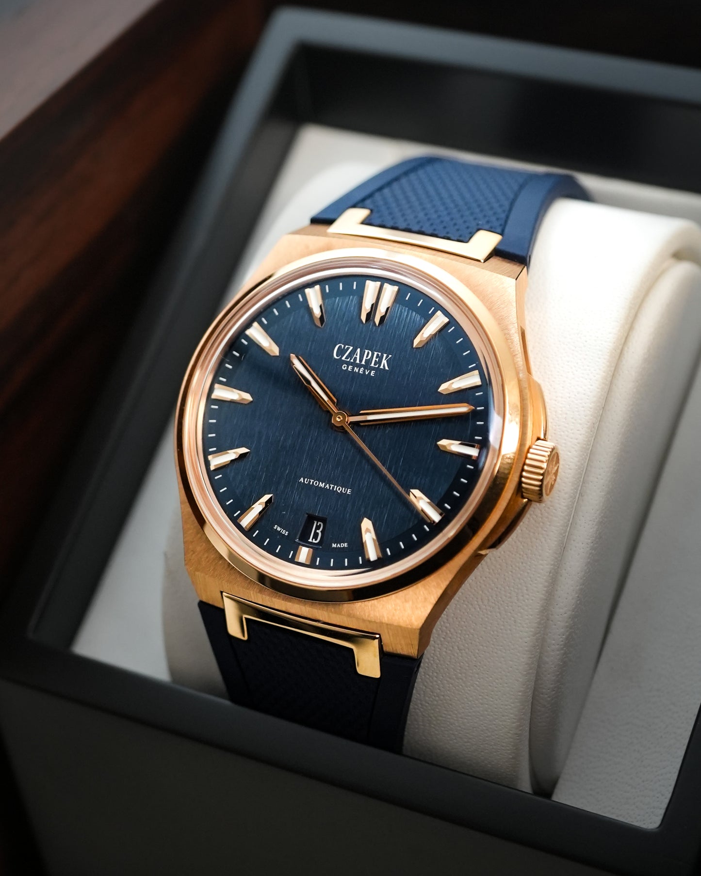 Czapek Antarctique Mount Erebus Deep Blue Limited Edition 100 Pieces 40.5mm