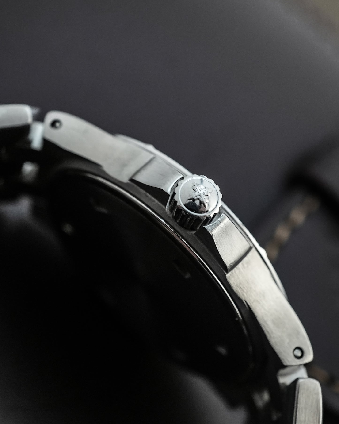 Patek Philippe Neptune Salmon Dial 27mm Quartz 4880