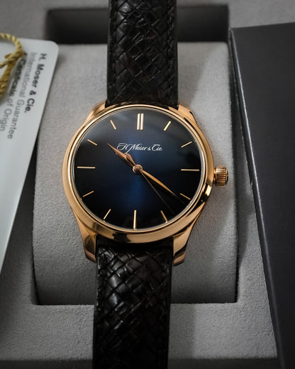 H Moser & Cie Endeavour Centre Seconds Midnight Blue Fume Automatic 40mm in 18k Solid Rose Red Gold 1200-0401