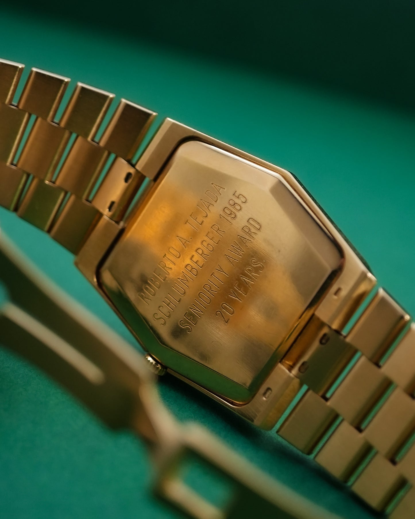 Rolex Cellini in Solid 18K Yellow Gold 33mm 4370