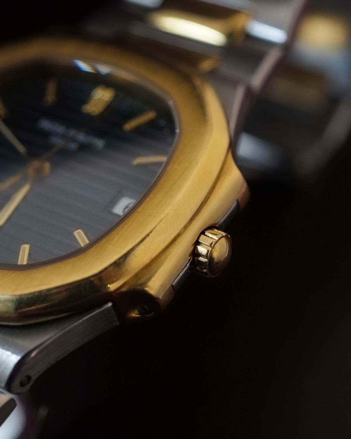 Patek Philippe Nautilus in 18K Solid Gold Blue Dial 3900 3900/1