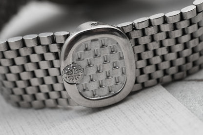 Patek Philippe Ellipse Jumbo in 18K White Gold Quartz 3747 3747/1