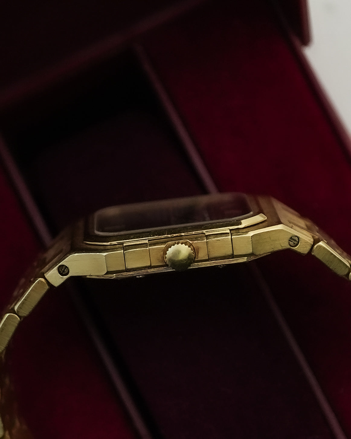 Audemars Piguet Royal Oak Jumbo Tapisserie Dial Rectangular in 18k Solid Yellow Gold 6009BA