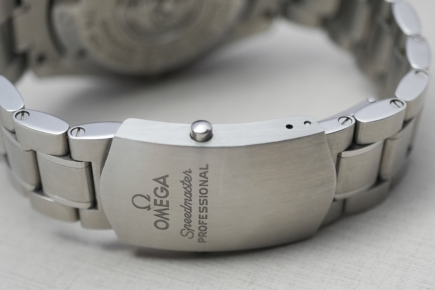 Omega Speedmaster Professional Moonwatch Hesalite Big Box 311.30.42.30.01.005