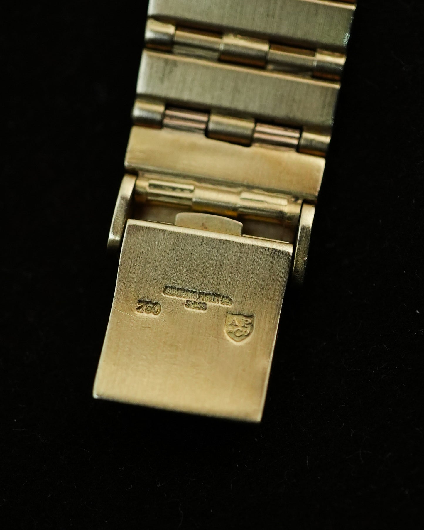 Audemars Piguet Meridian in Solid 18K Yellow Gold