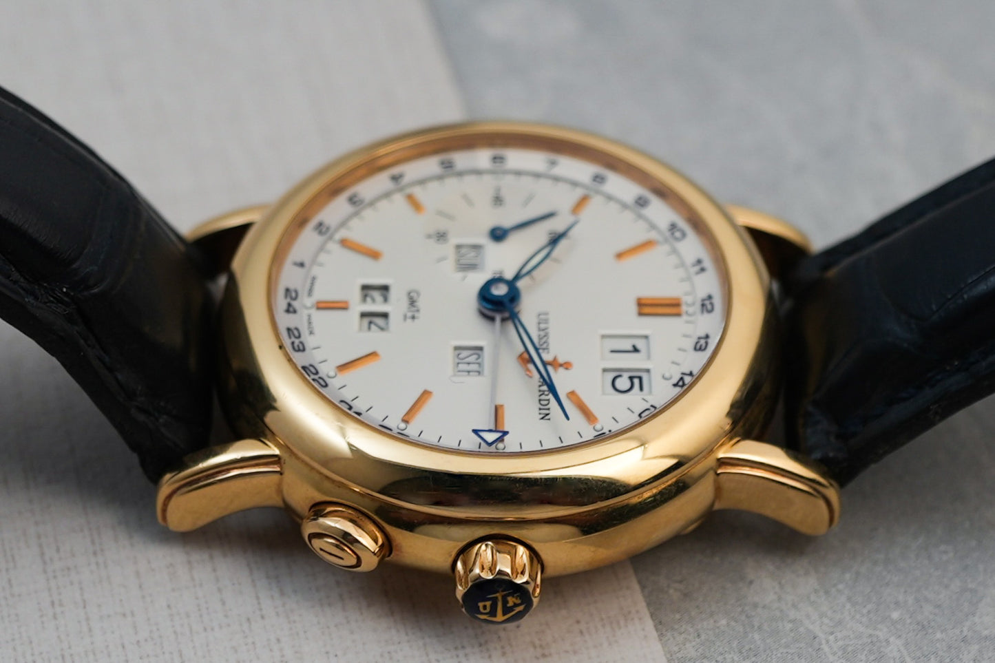 Ulysse Nardin GMT Perpetual in 18K Rose Gold 326-22