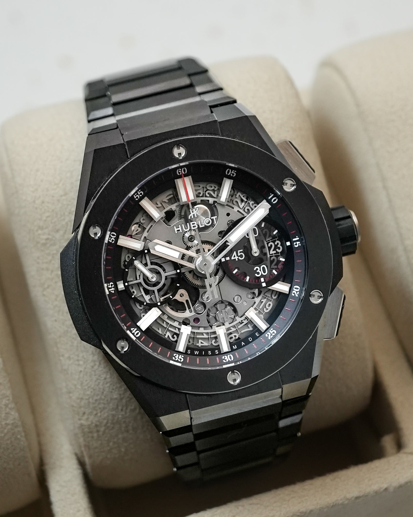 Hublot Big Bang Black Magic Integrated Bracelet Skeletom Ceramic 42mm 451.CX.1170.CX