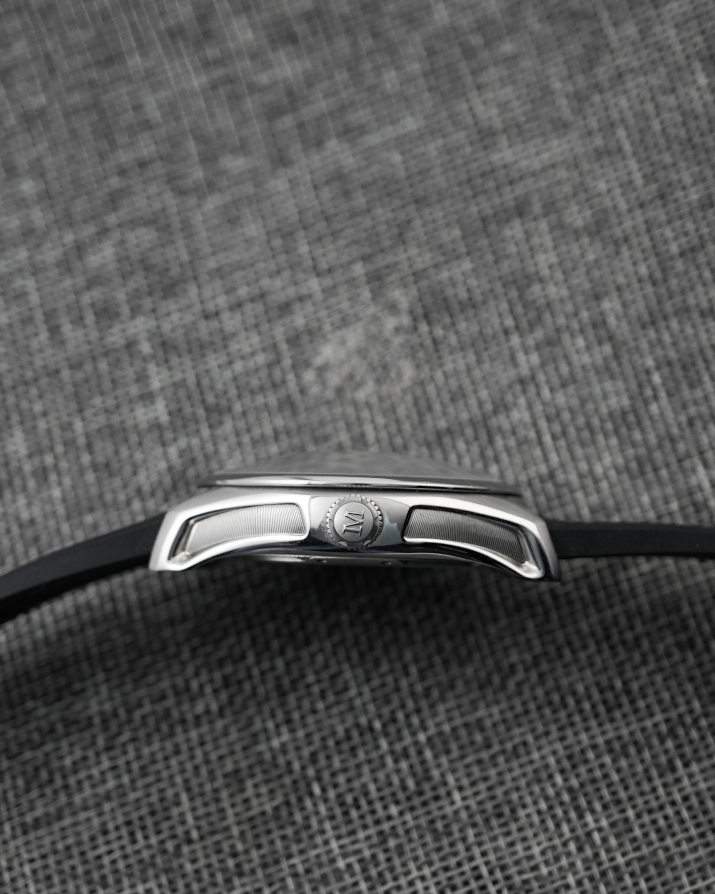 H.Moser & Cie Pioneer Centre Seconds Blue Lagoon Mega Cool 42.8mm 3200-1214