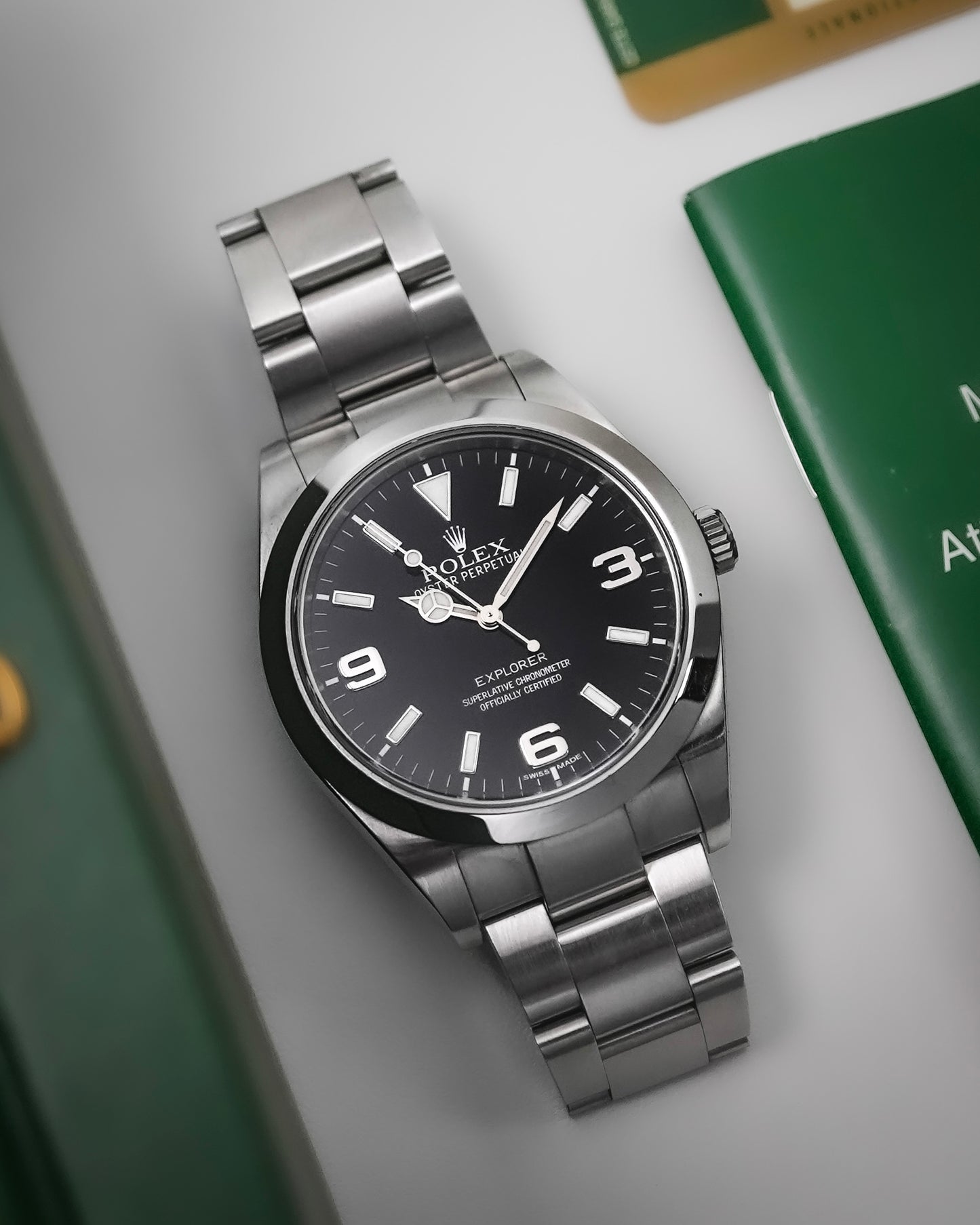 Rolex Explorer 39mm 214270