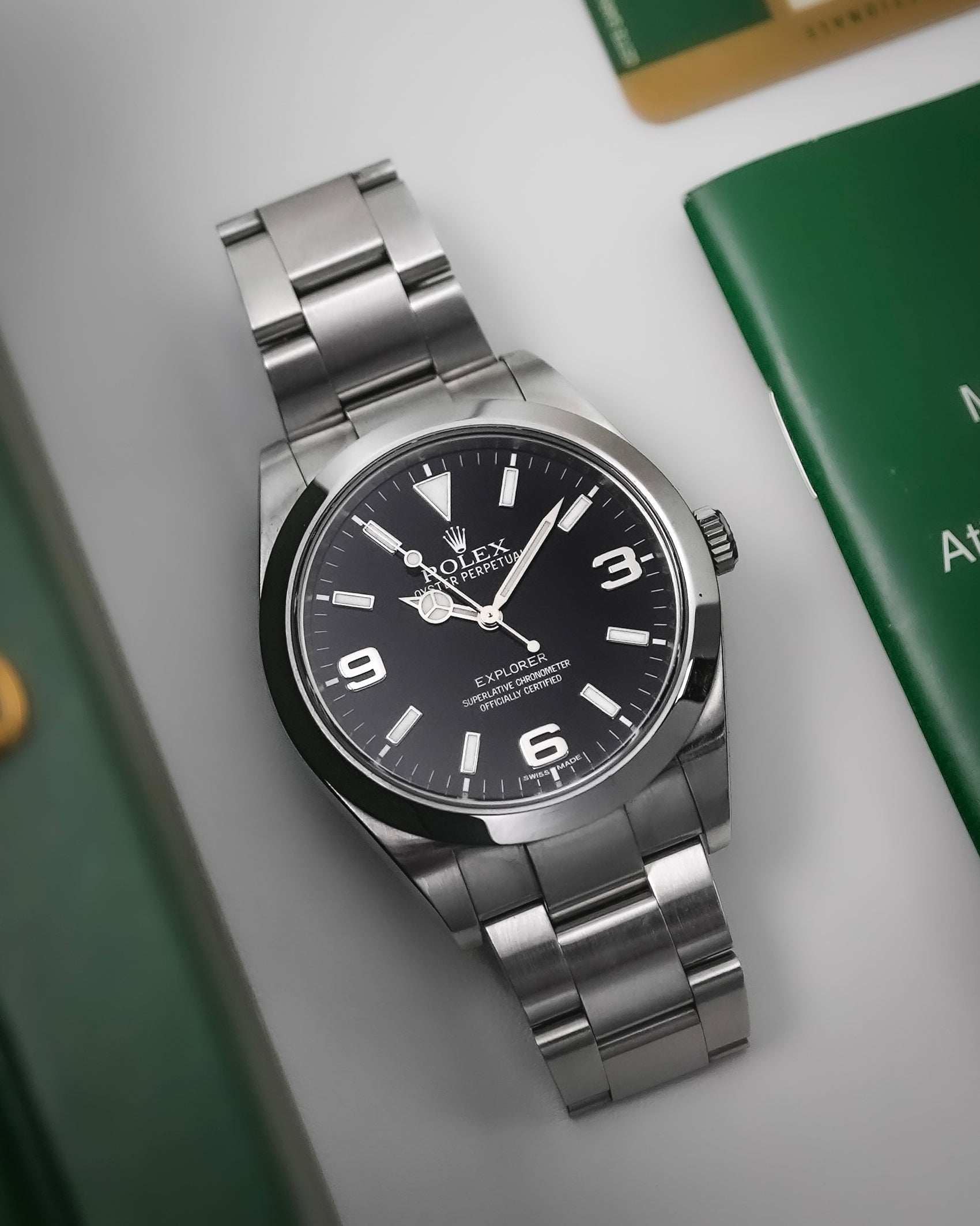 Rolex Explorer 39mm 214270