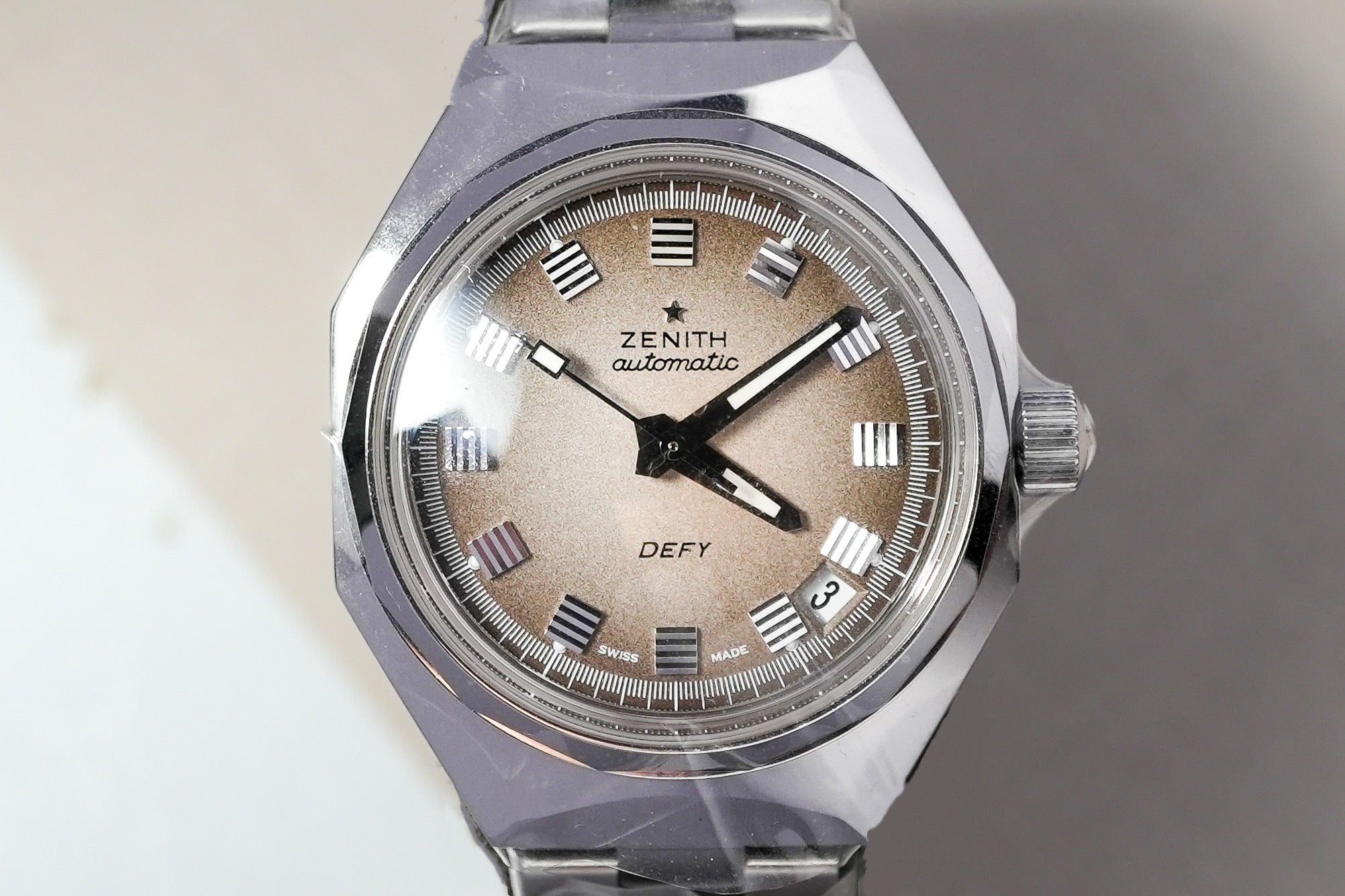 Zenith Defy Revival 250 Pieces Limited Edition A3642 – luxuryhunts
