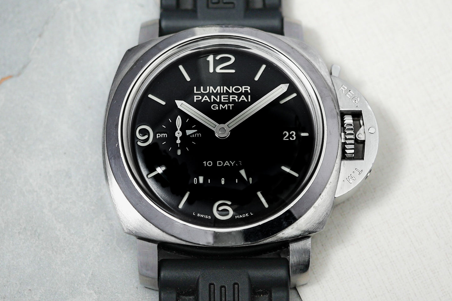 Panerai Luminor 1950 10 Days GMT Power Reserve Automatic PAM270 PAM00270