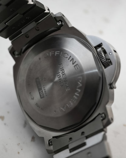 Panerai Luminor Marina Bracelet Titanium Automatic 44mm PAM221 PAM00221 221 00221