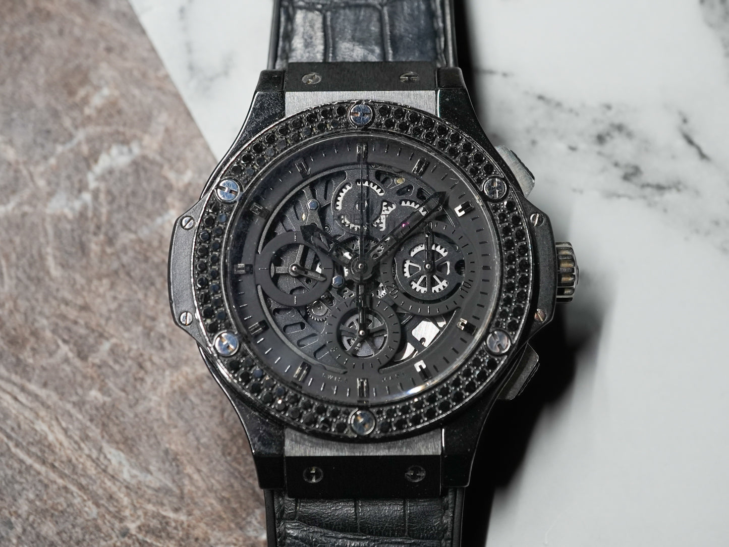 Hublot Big Bang Aero Bang Factory Diamonds 44mm 311.CI.1110.RX.1100