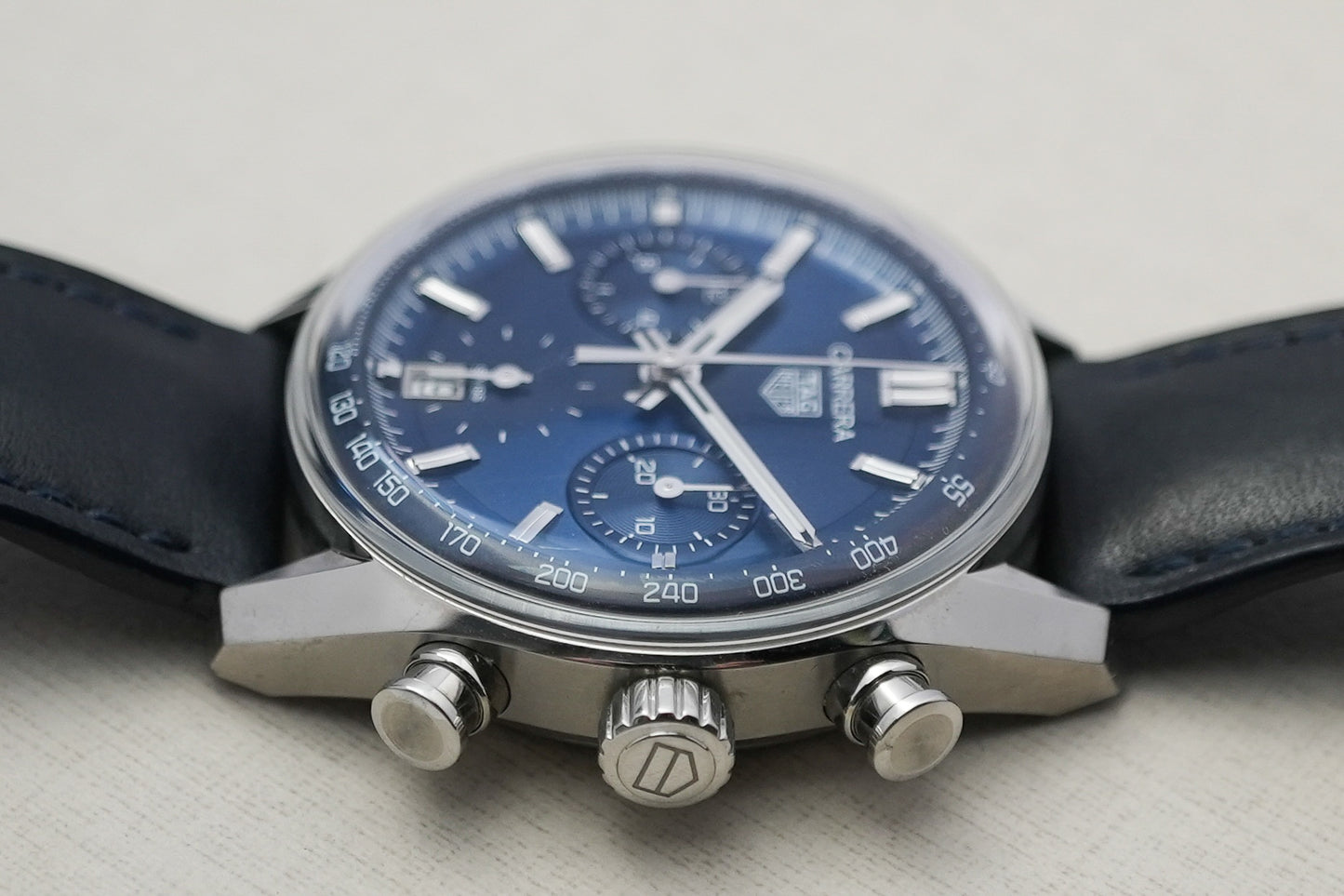 Tag Heuer Carrera Chronograph Glassbox Calibre Blue 39mm CBS2212