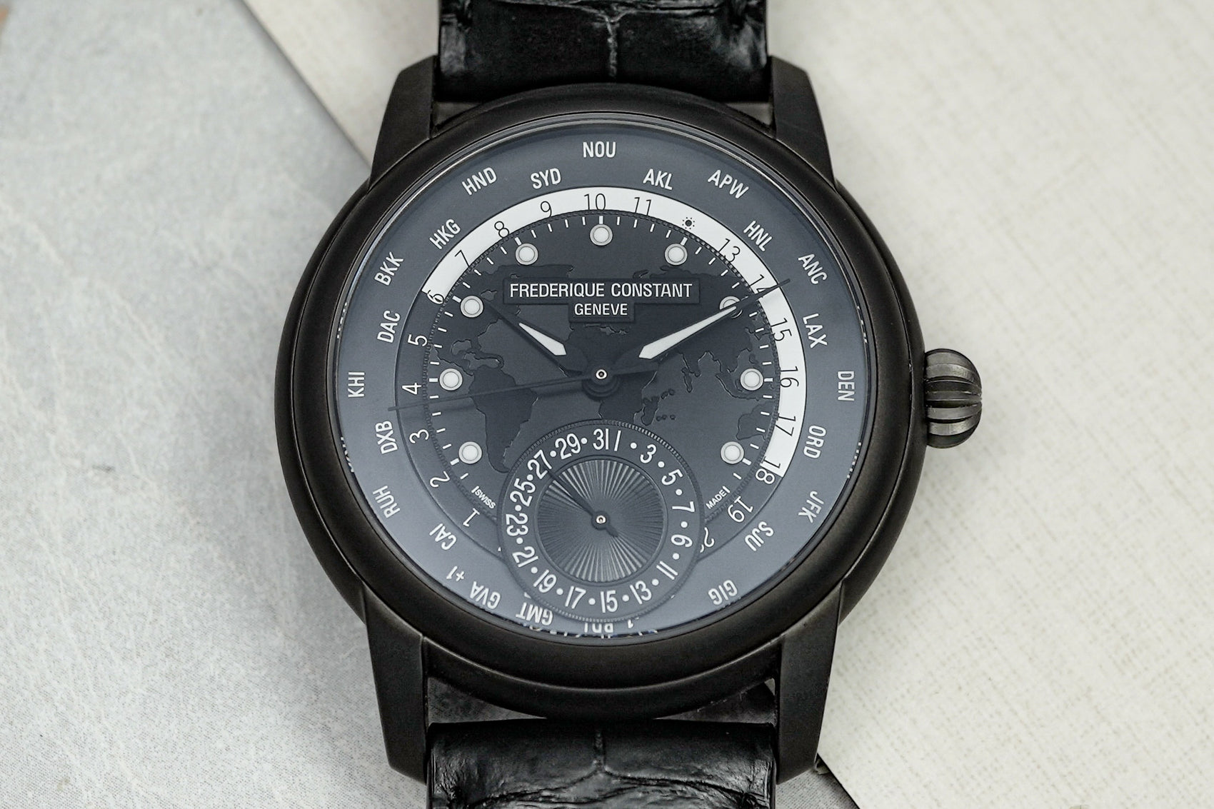 Frederique Constant Manufacture Worldtimer Globetrotter Classic Limited Edition 300 Pieces FC-718BAWM4TH6