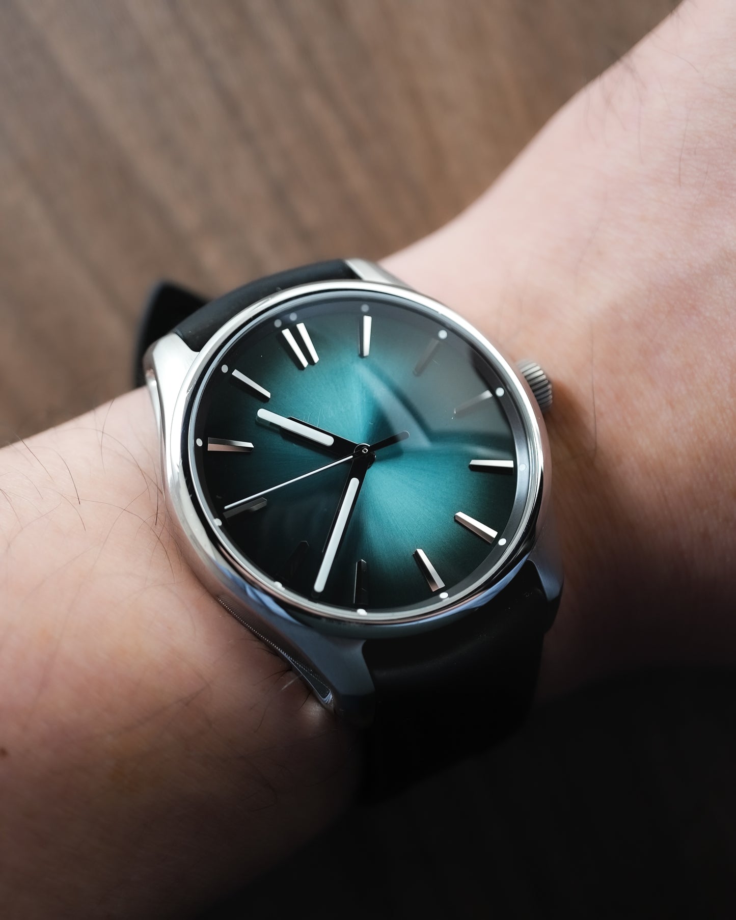 H.Moser & Cie Pioneer Centre Seconds Blue Lagoon Mega Cool 42.8mm 3200-1214