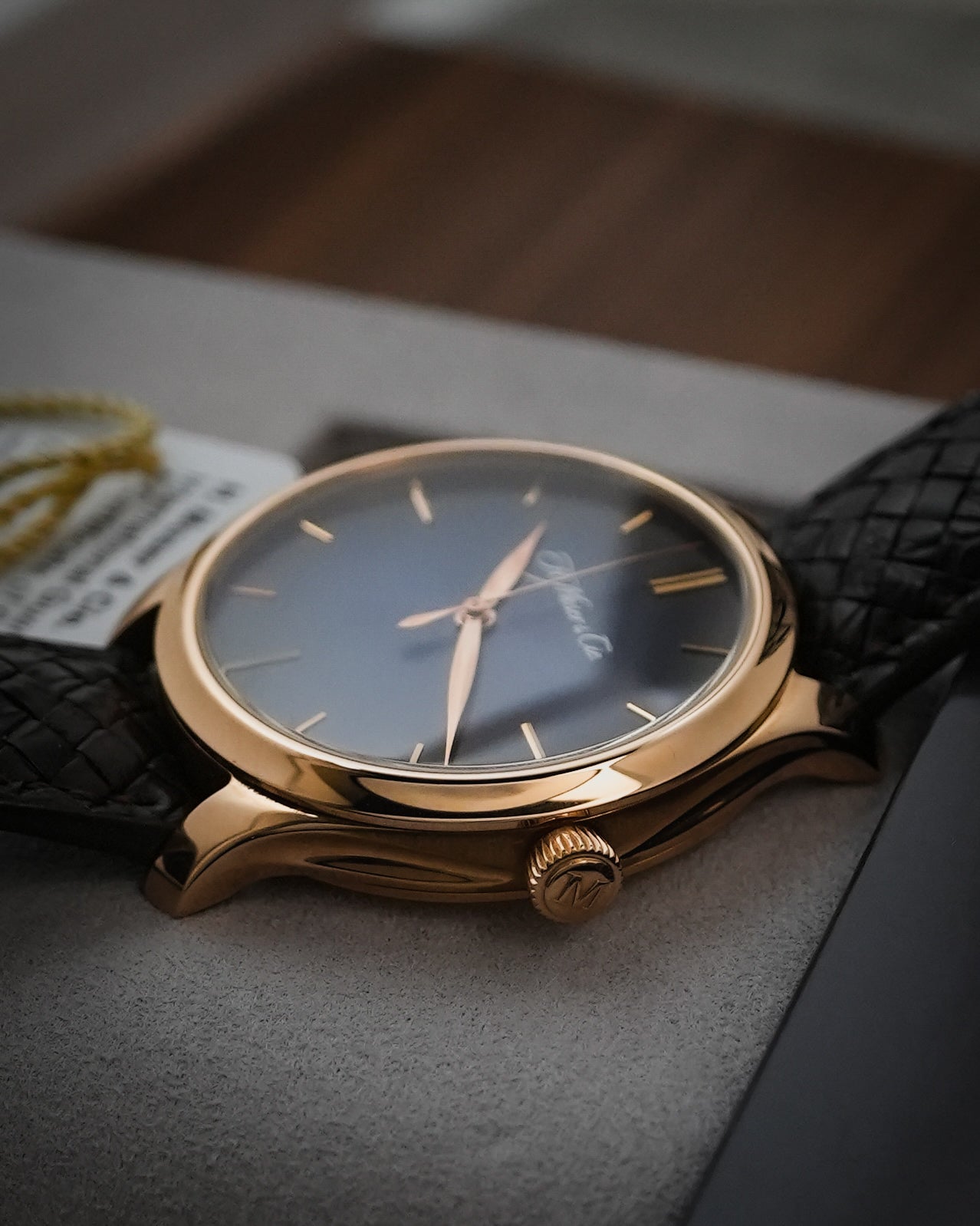 H Moser & Cie Endeavour Centre Seconds Midnight Blue Fume Automatic 40mm in 18k Solid Rose Red Gold 1200-0401