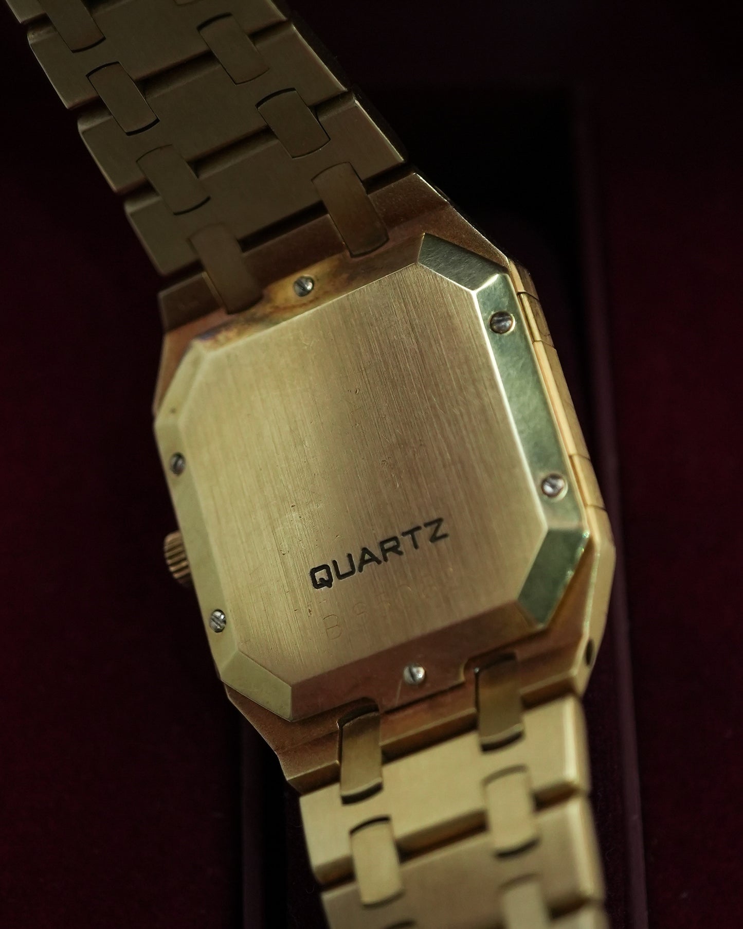 Audemars Piguet Royal Oak Jumbo Tapisserie Dial Rectangular in 18k Solid Yellow Gold 6009BA