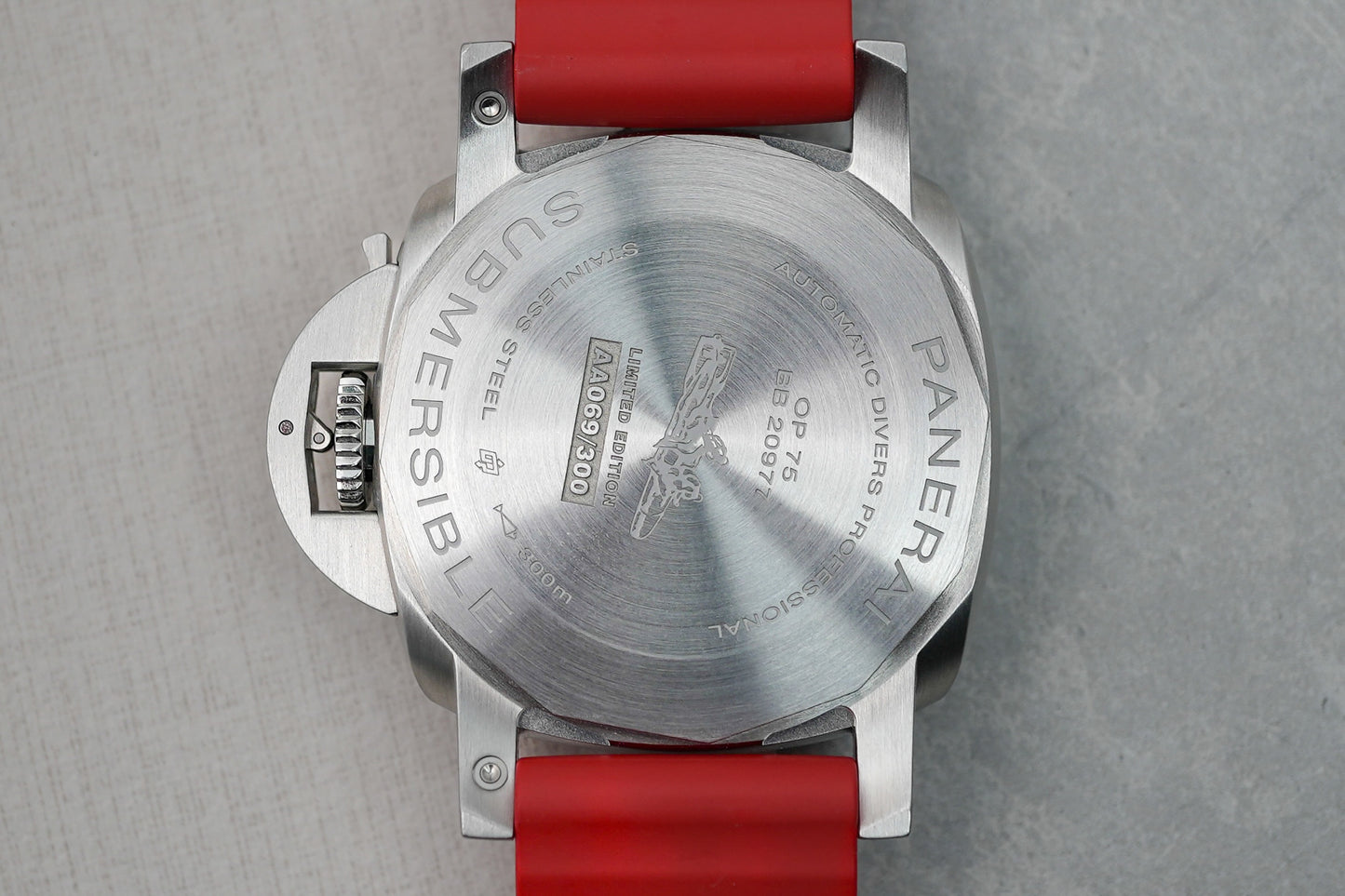 Panerai Submersible Luna Rossa Watch Of Wonders Release 300 Numbered Limited Edition PAM01565 PAM1565 01565 1565