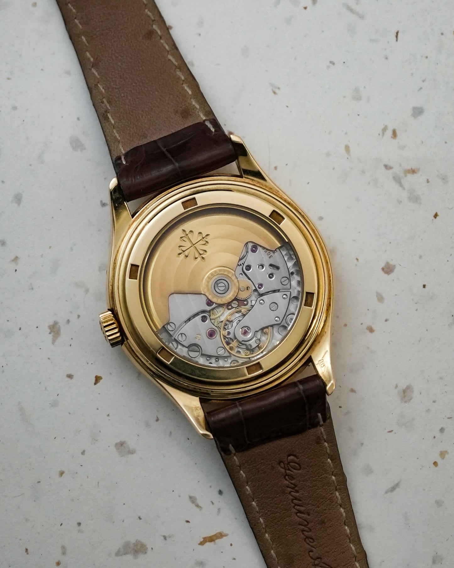 Patek Philippe Annual Calender in 18K Solid Yellow Gold 37mm 5035J 5035 5035j-001